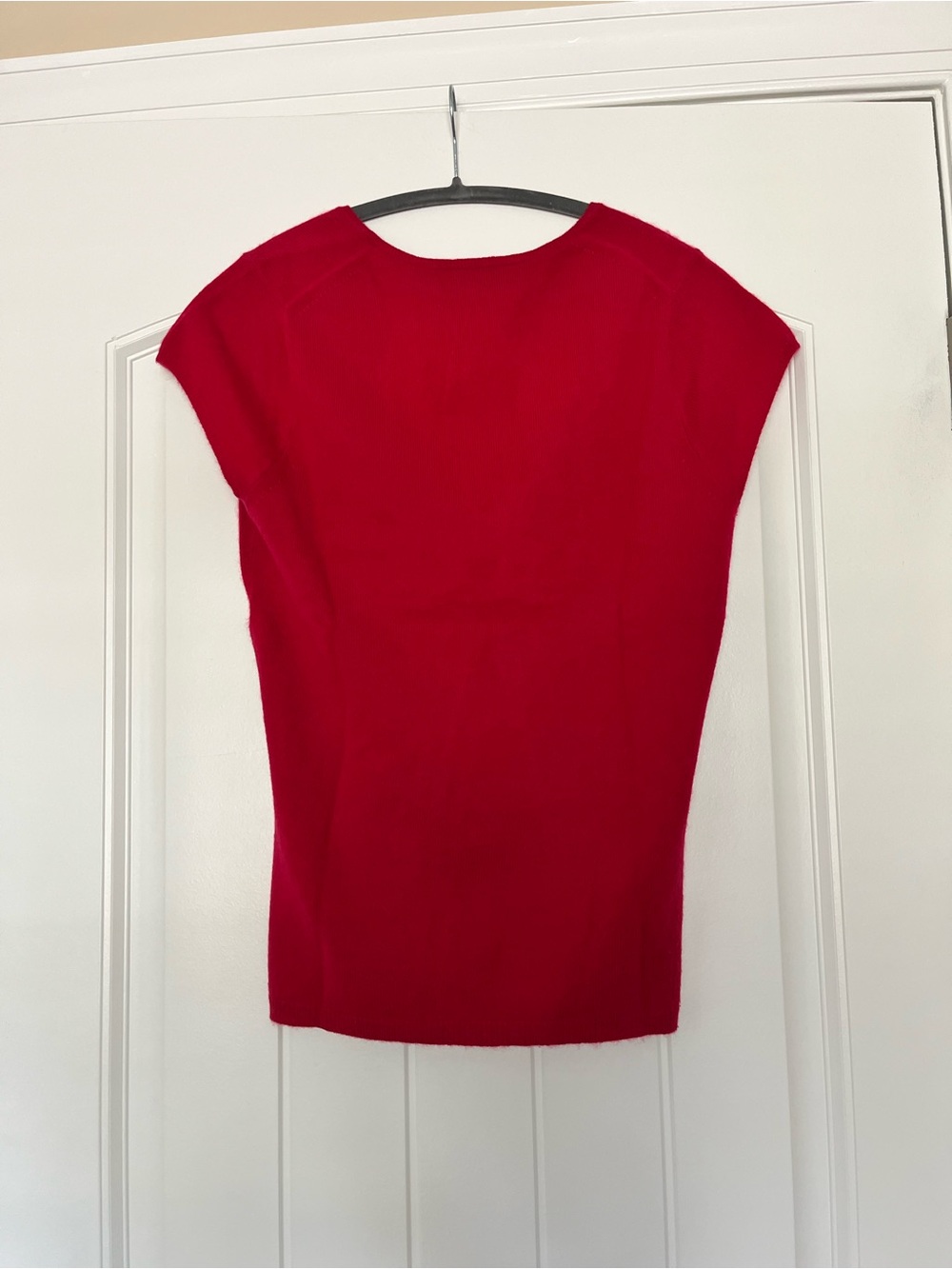 Express Y2K Bright Red V-Neck Short Sleeve Cashmere Knit Top Size Large - Picture 2 of 9